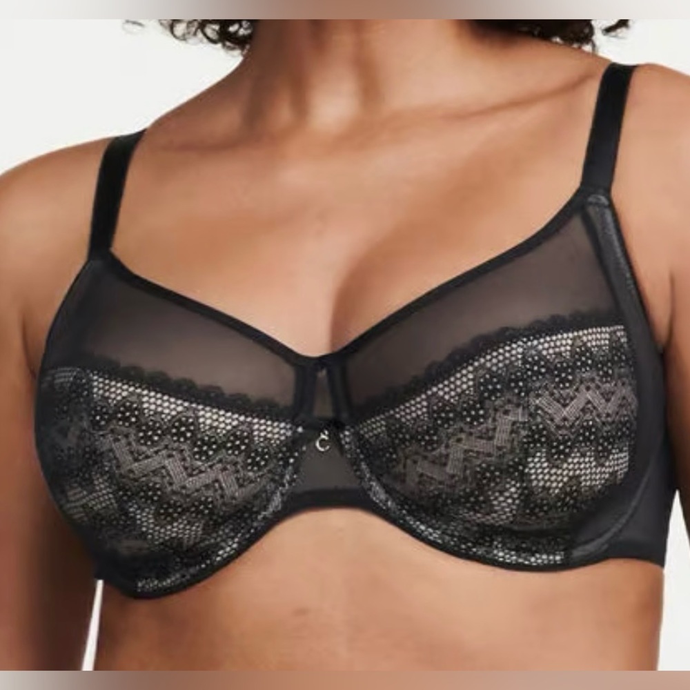 Révèle Moi Underwire Lace Bra - Black - 32DDD - NWOT